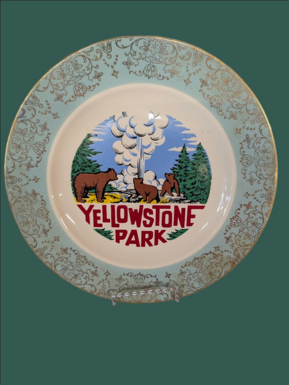 Vintage Yellowstone Park Decorative Collector Plate - Light Blue Border 1950